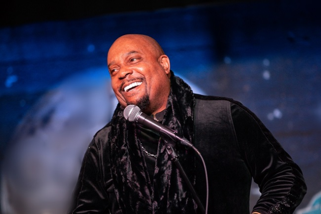 Arnez J LIVE at Laugh Out Loud Comedy Club